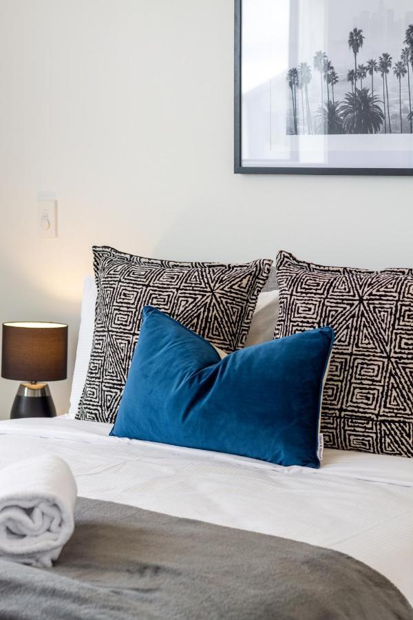 Upper Riccarton Dream - 2 Bed 2 Bath W/Carpark Daire Christchurch Dış mekan fotoğraf