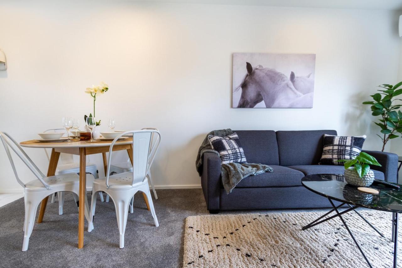 Upper Riccarton Dream - 2 Bed 2 Bath W/Carpark Daire Christchurch Dış mekan fotoğraf