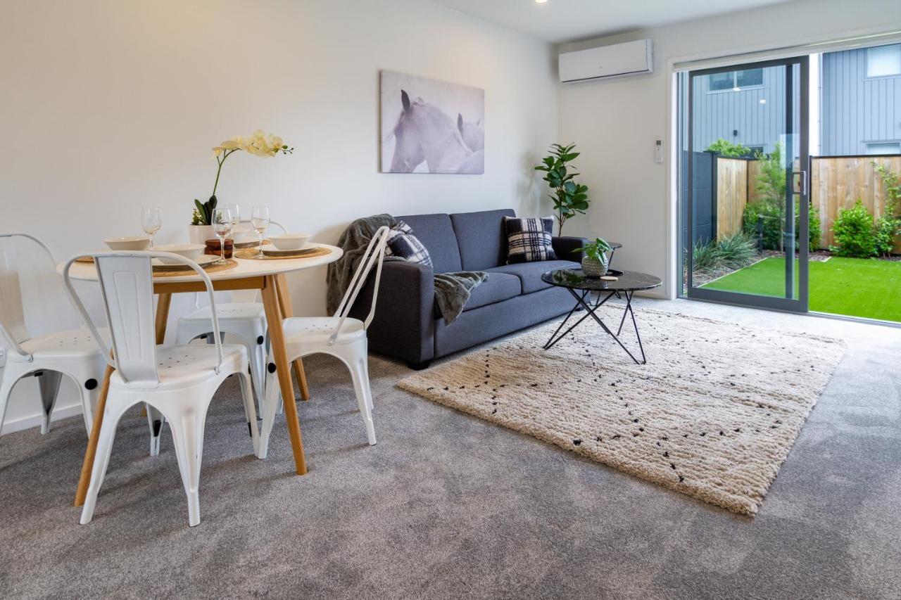 Upper Riccarton Dream - 2 Bed 2 Bath W/Carpark Daire Christchurch Dış mekan fotoğraf
